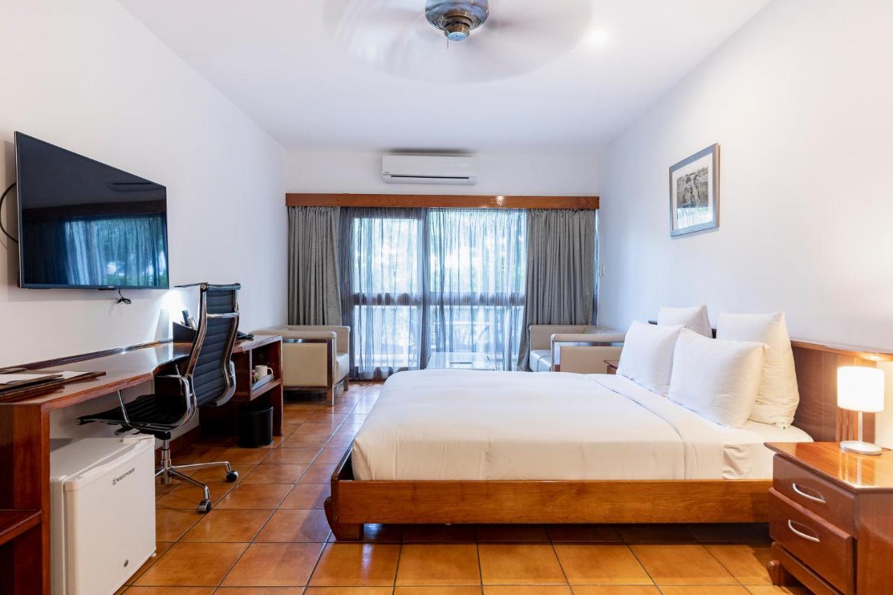 Airways Hotel Port Moresby Exterior photo